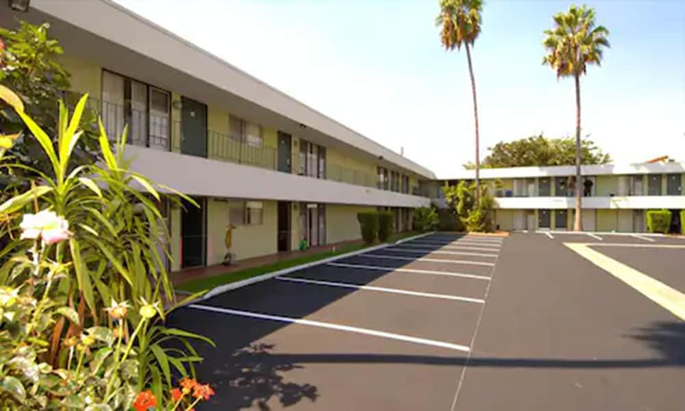 Vagabond Inn Los Angeles At Usc 외부 사진